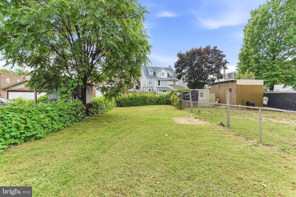 122 E BERKLEY AVE, CLIFTON HEIGHTS, PA 19018 — photo 3