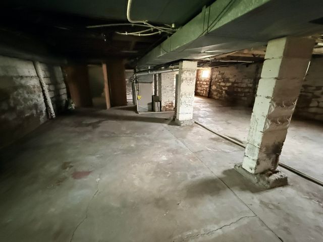 1755 S Wichita St, Wichita, KS 67213