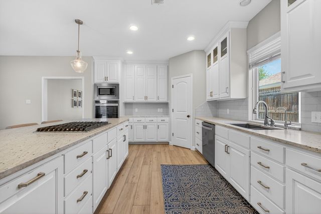 5915 Beals Creek Dr, Midland, TX 79707