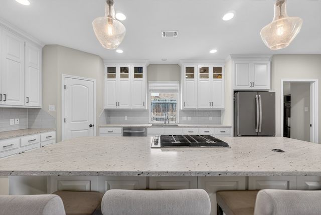 5915 Beals Creek Dr, Midland, TX 79707