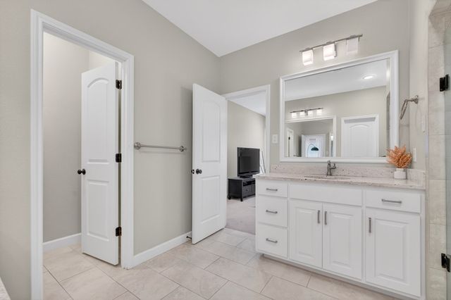 5915 Beals Creek Dr, Midland, TX 79707