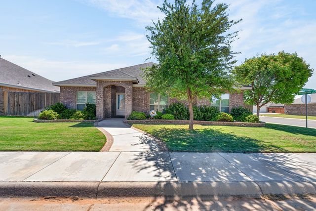 5915 Beals Creek Dr, Midland, TX 79707