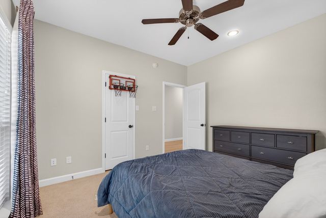 5915 Beals Creek Dr, Midland, TX 79707