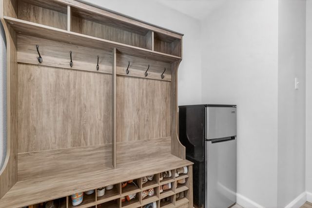 5915 Beals Creek Dr, Midland, TX 79707