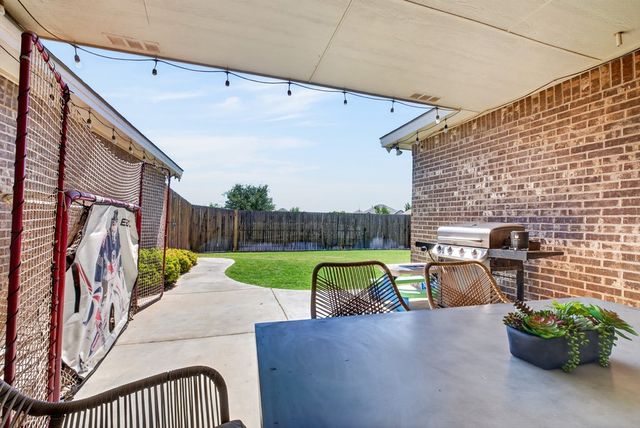 5915 Beals Creek Dr, Midland, TX 79707