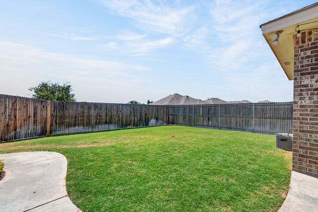5915 Beals Creek Dr, Midland, TX 79707