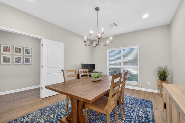 5915 Beals Creek Dr, Midland, TX 79707