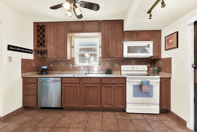 3008 Adolph Street, Dallas, TX 75204