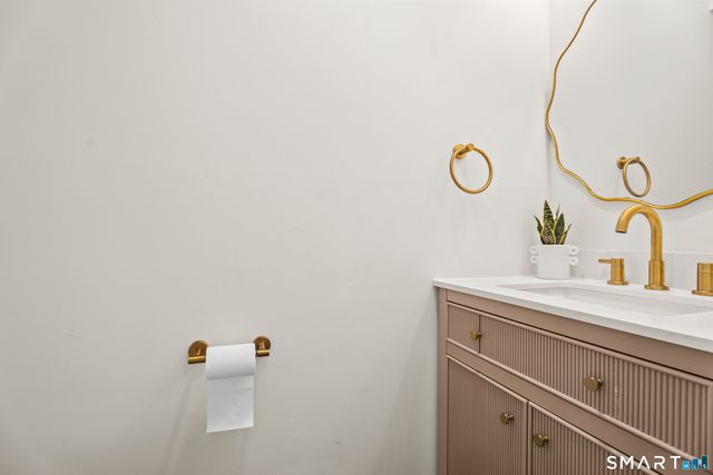 42 Granite Road 42, Guilford, CT 06437