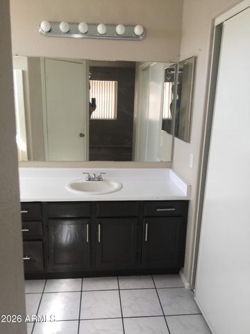 3215 W ABRAHAM Lane, Phoenix, AZ 85027