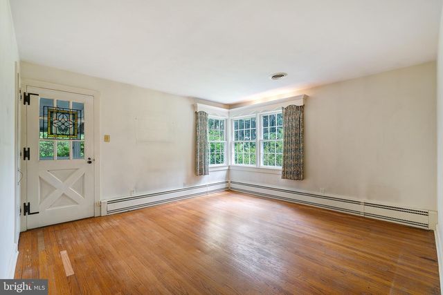 406 VILLAGE, Princeton Junction, NJ 08550