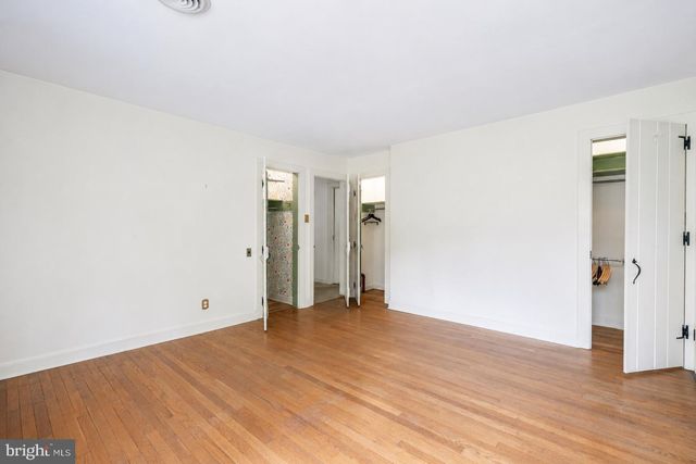406 VILLAGE, Princeton Junction, NJ 08550