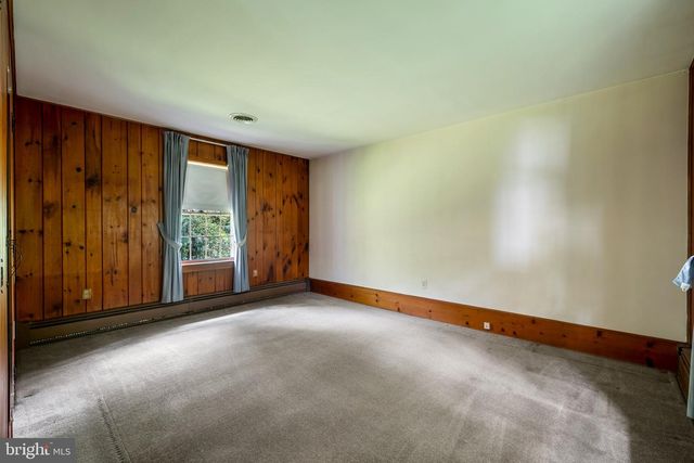 406 VILLAGE, Princeton Junction, NJ 08550