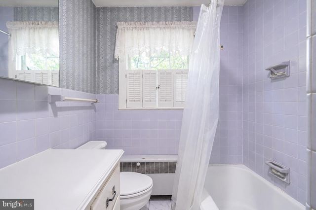406 VILLAGE, Princeton Junction, NJ 08550