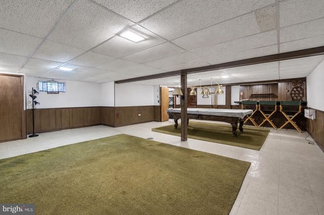 406 VILLAGE, Princeton Junction, NJ 08550
