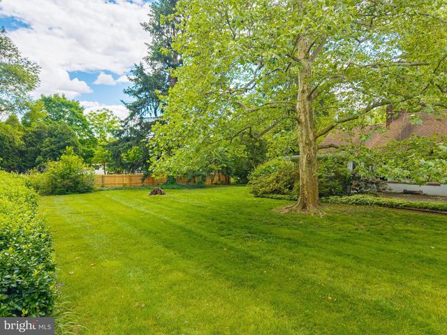 406 VILLAGE, Princeton Junction, NJ 08550