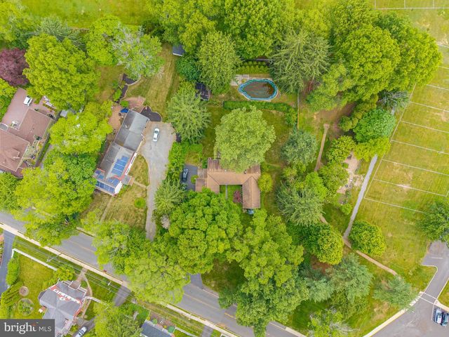 406 VILLAGE, Princeton Junction, NJ 08550