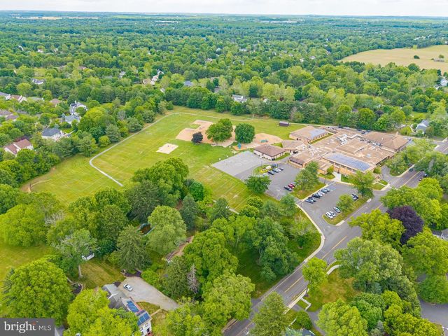 406 VILLAGE, Princeton Junction, NJ 08550