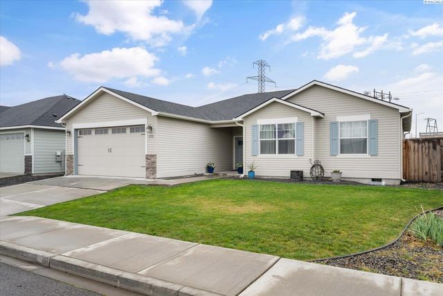 6045 W 41st Ave, Kennewick, WA 99338