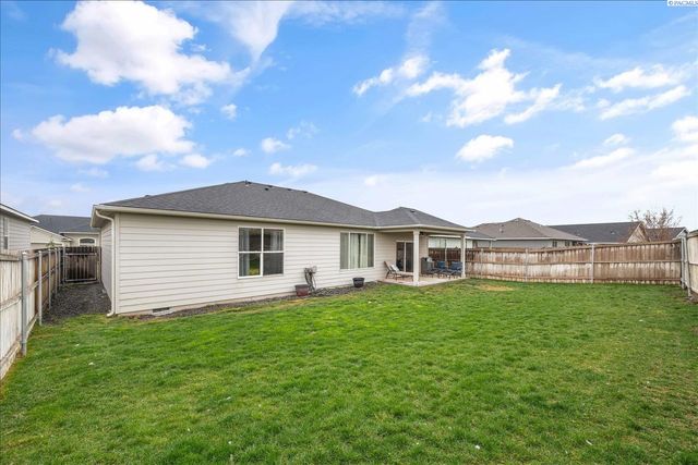 6045 W 41st Ave, Kennewick, WA 99338