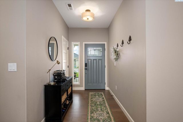 6045 W 41st Ave, Kennewick, WA 99338