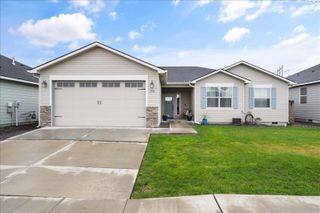 6045 W 41st Ave, Kennewick, WA 99338