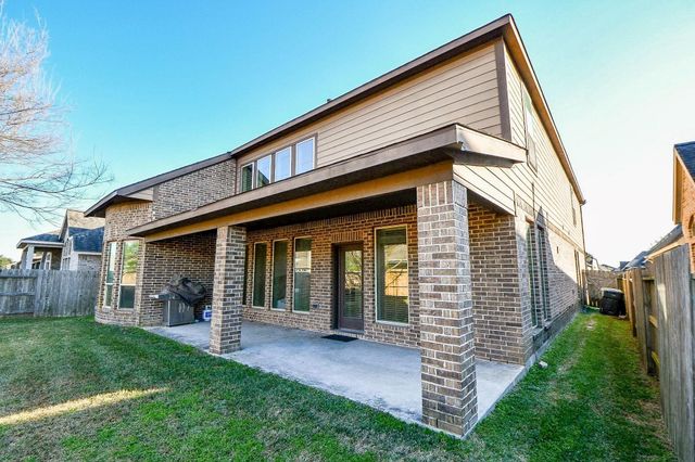 13513 S Canyon Gale Lane, Pearland, TX 77584