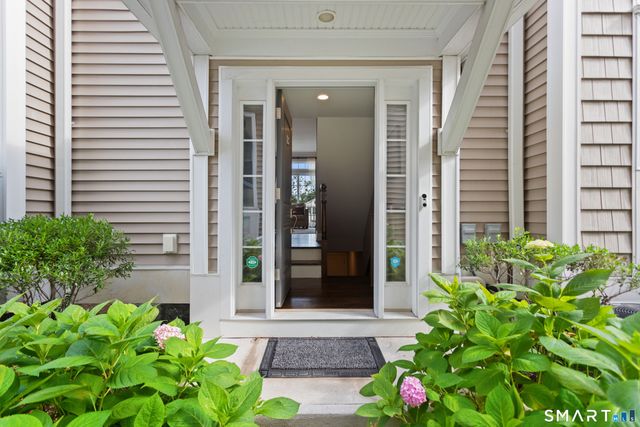 91 West Broad Street APT 13, Stamford, CT 06902