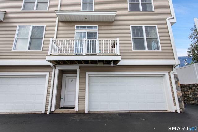 91 West Broad Street APT 13, Stamford, CT 06902