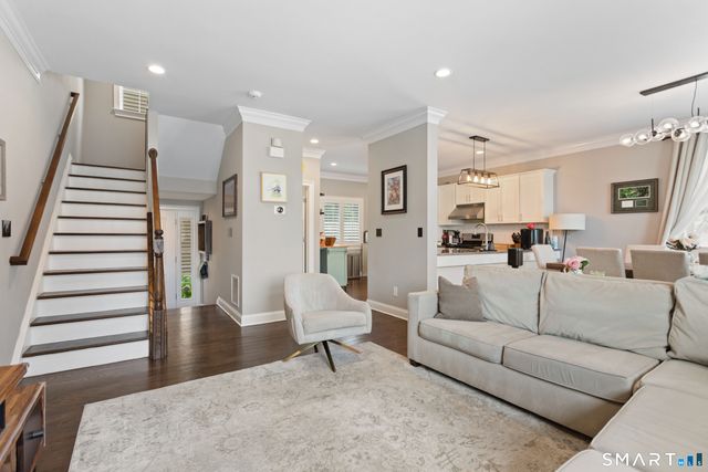 91 West Broad Street APT 13, Stamford, CT 06902