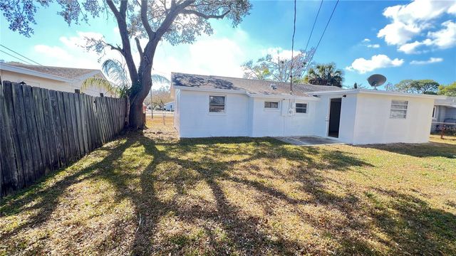 5965 62ND AVENUE N, Pinellas Park, FL 33781