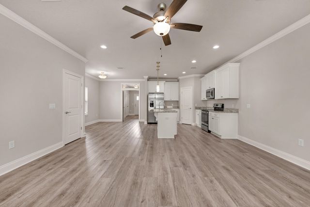 2285 Janet Street, Navarre, FL 32566