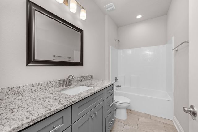 2285 Janet Street, Navarre, FL 32566