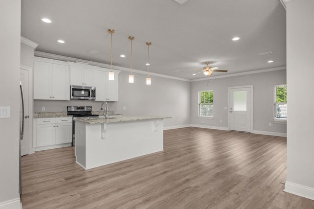 2285 Janet Street, Navarre, FL 32566