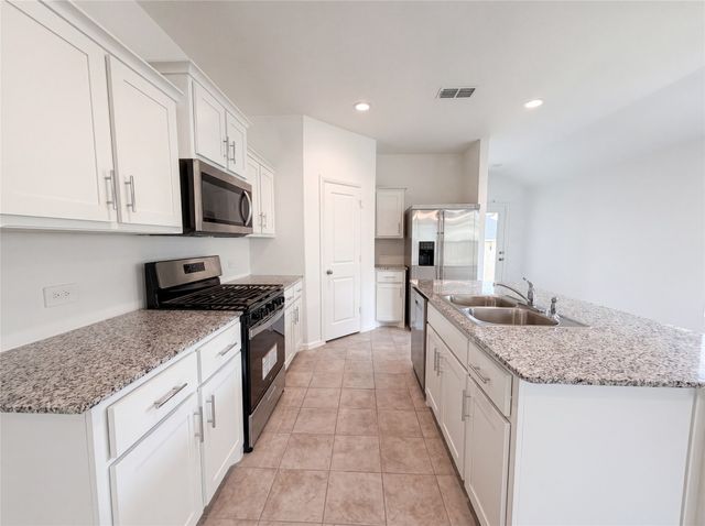 13592 Gunsmoke Lane, Cresson, TX 76035