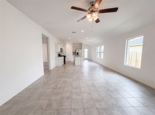 13592 Gunsmoke Lane, Cresson, TX 76035