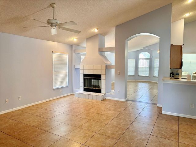 8214 WOODSWORTH DRIVE, Orlando, FL 32817