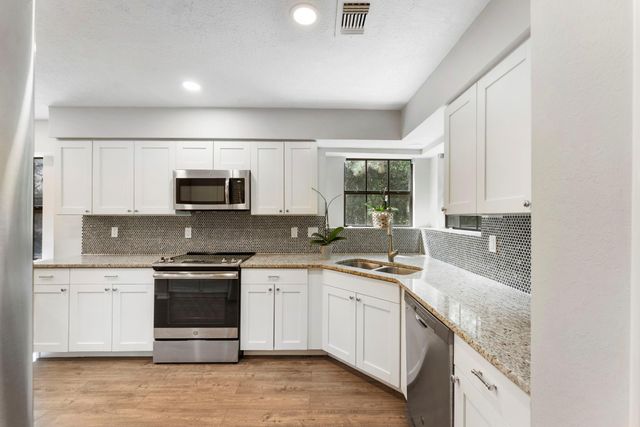 5 Rolling Mill Lane, The Woodlands, TX 77380