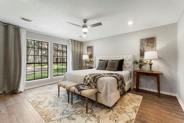 5 Rolling Mill Lane, The Woodlands, TX 77380