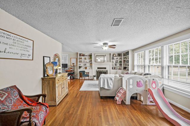 1801 Hill Road, Jacksonville, AR 72076