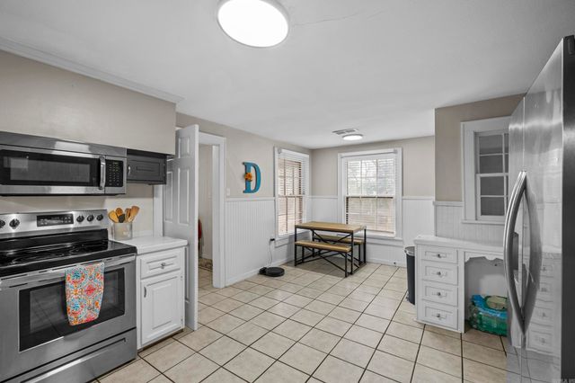 1801 Hill Road, Jacksonville, AR 72076