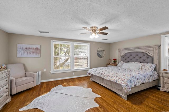 1801 Hill Road, Jacksonville, AR 72076