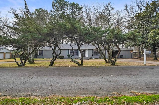 1801 Hill Road, Jacksonville, AR 72076