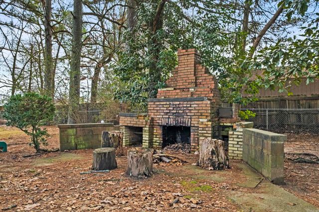 1801 Hill Road, Jacksonville, AR 72076