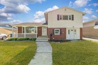 135 N Floyd Lane, Chicago Heights, IL 60411