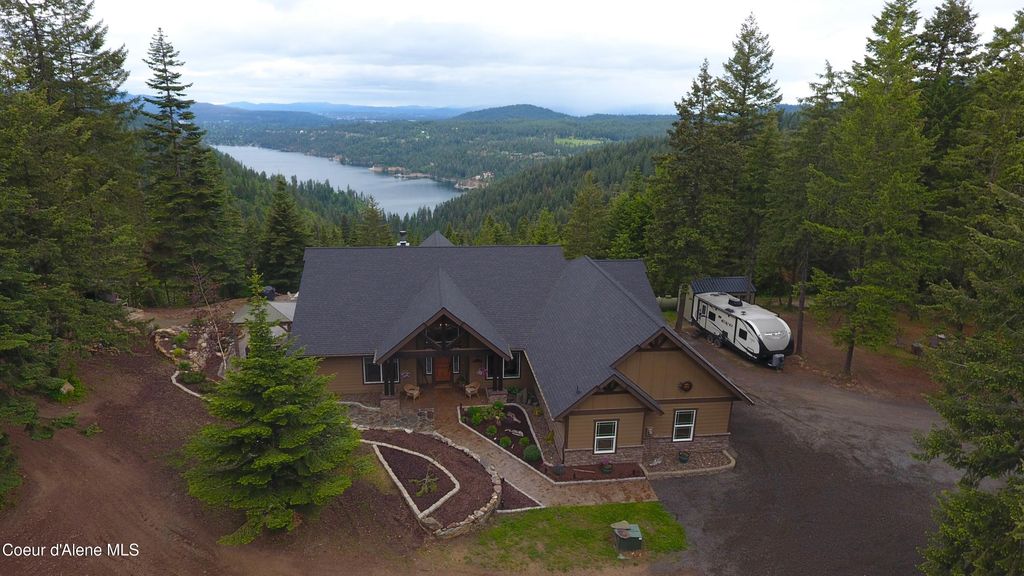 995 S SADDLEBACK DR, Coeur D'alene, ID 83814