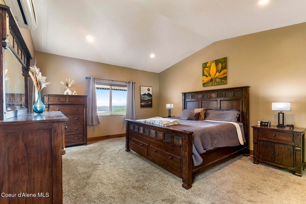 995 S SADDLEBACK DR, Coeur d'Alene, ID 83814 photo 17
