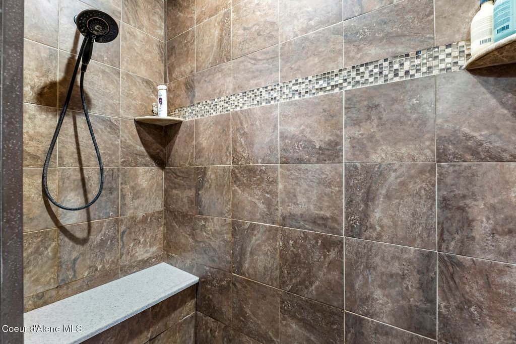 995 S SADDLEBACK DR, Coeur d'Alene, ID 83814 photo 20