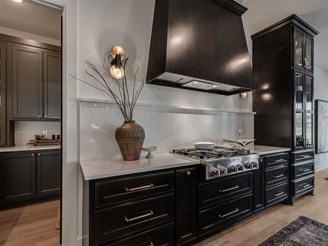 9401 Millstone Court, Arcadia, OK 73007