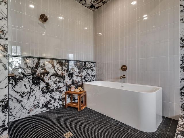 9401 Millstone Court, Arcadia, OK 73007